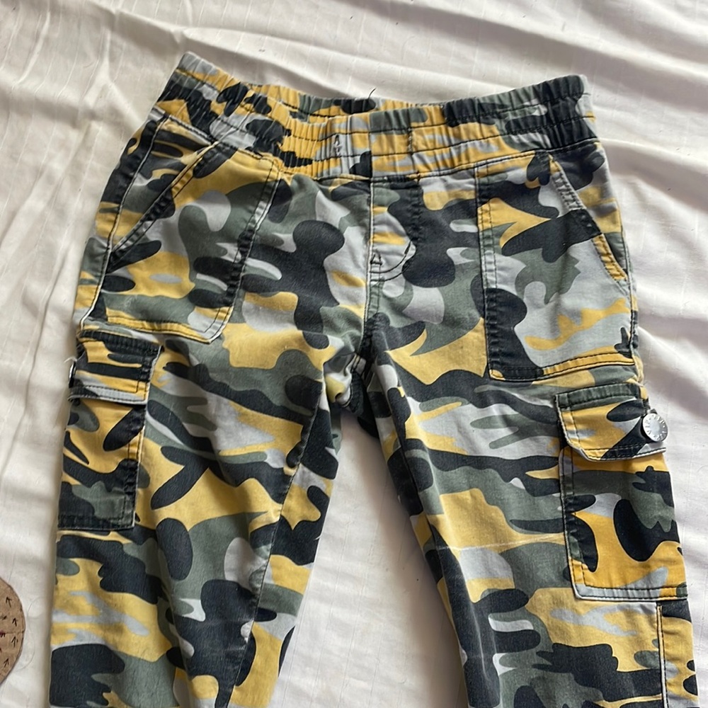 v.i.p. camo jeans
